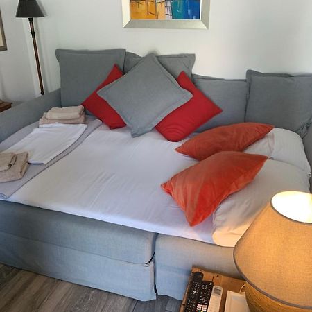 Anemomilos Jacuzzi Suite Corfu  Luaran gambar