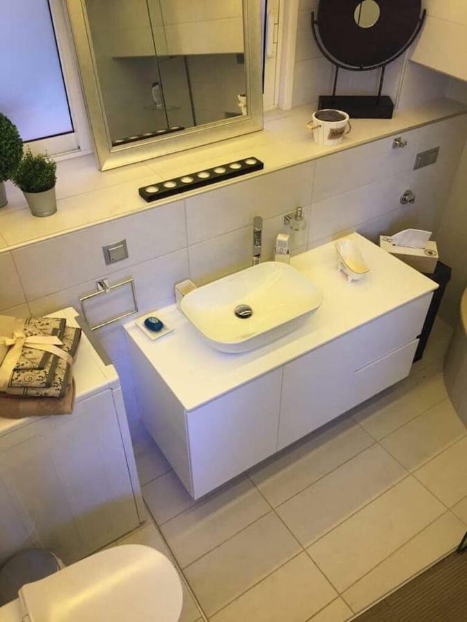 Anemomilos Jacuzzi Suite Corfu  Luaran gambar