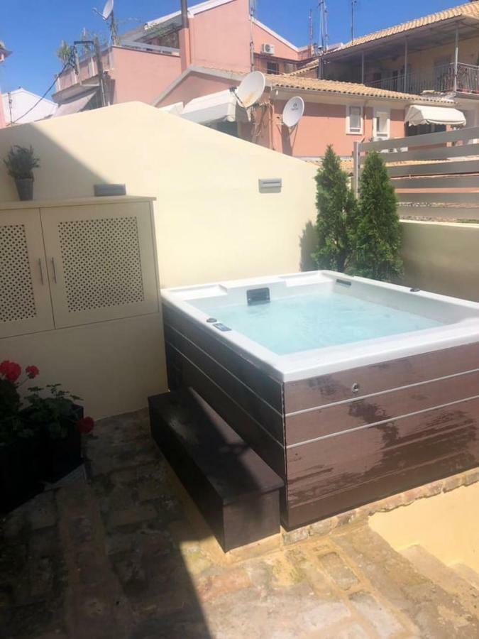 Anemomilos Jacuzzi Suite Corfu  Luaran gambar