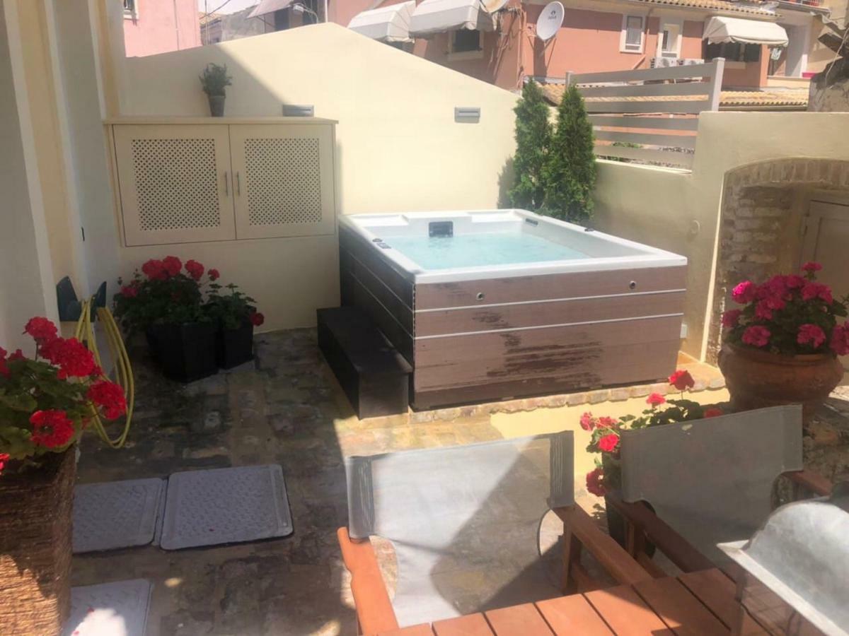 Anemomilos Jacuzzi Suite Corfu  Luaran gambar